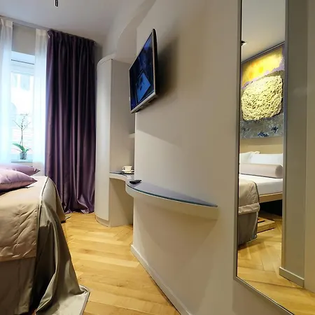 بيت ضيافة نافونا رومز روما